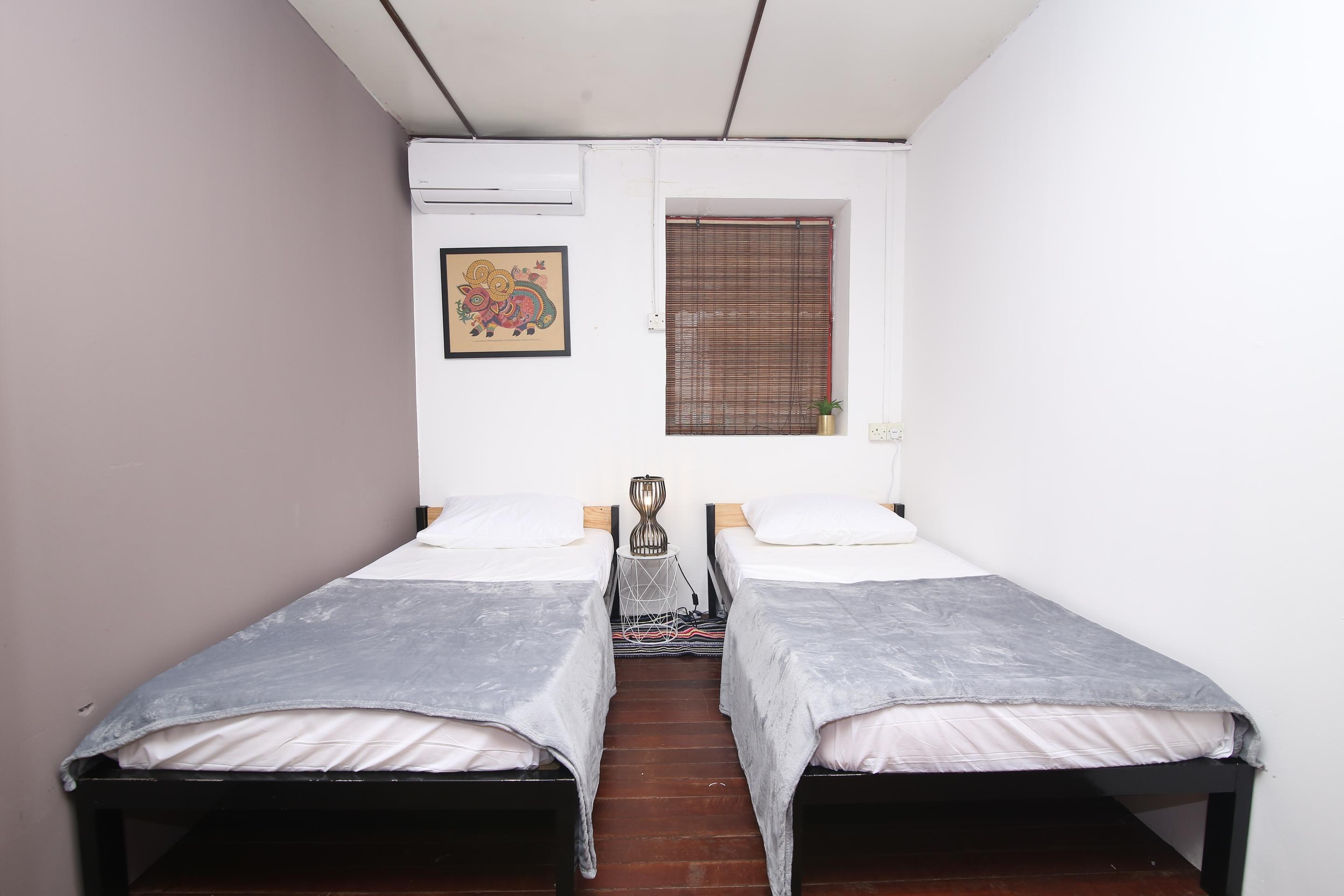 Spot On 90141 Threehouse Bed & Breakfast クチン エクステリア 写真