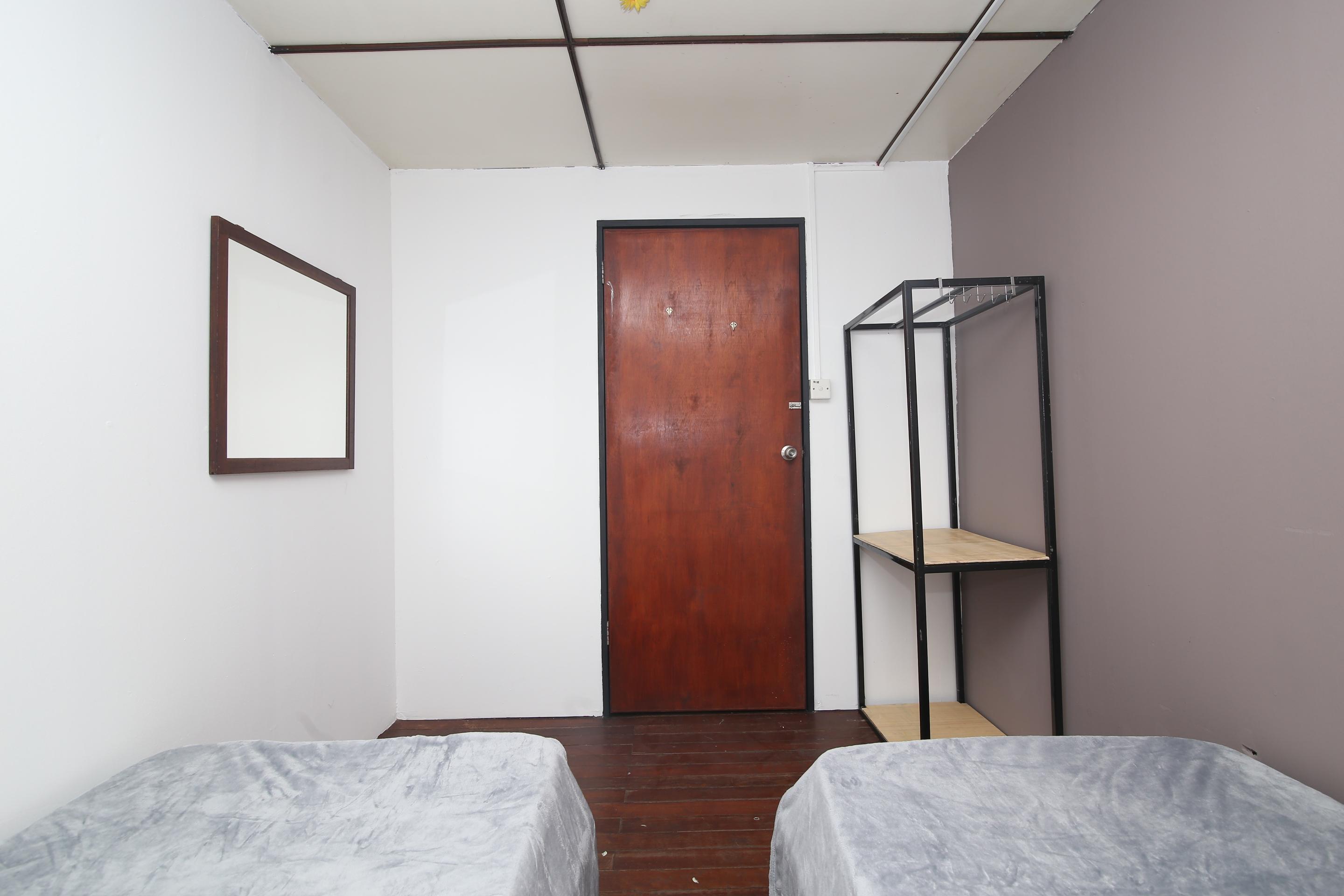 Spot On 90141 Threehouse Bed & Breakfast クチン エクステリア 写真