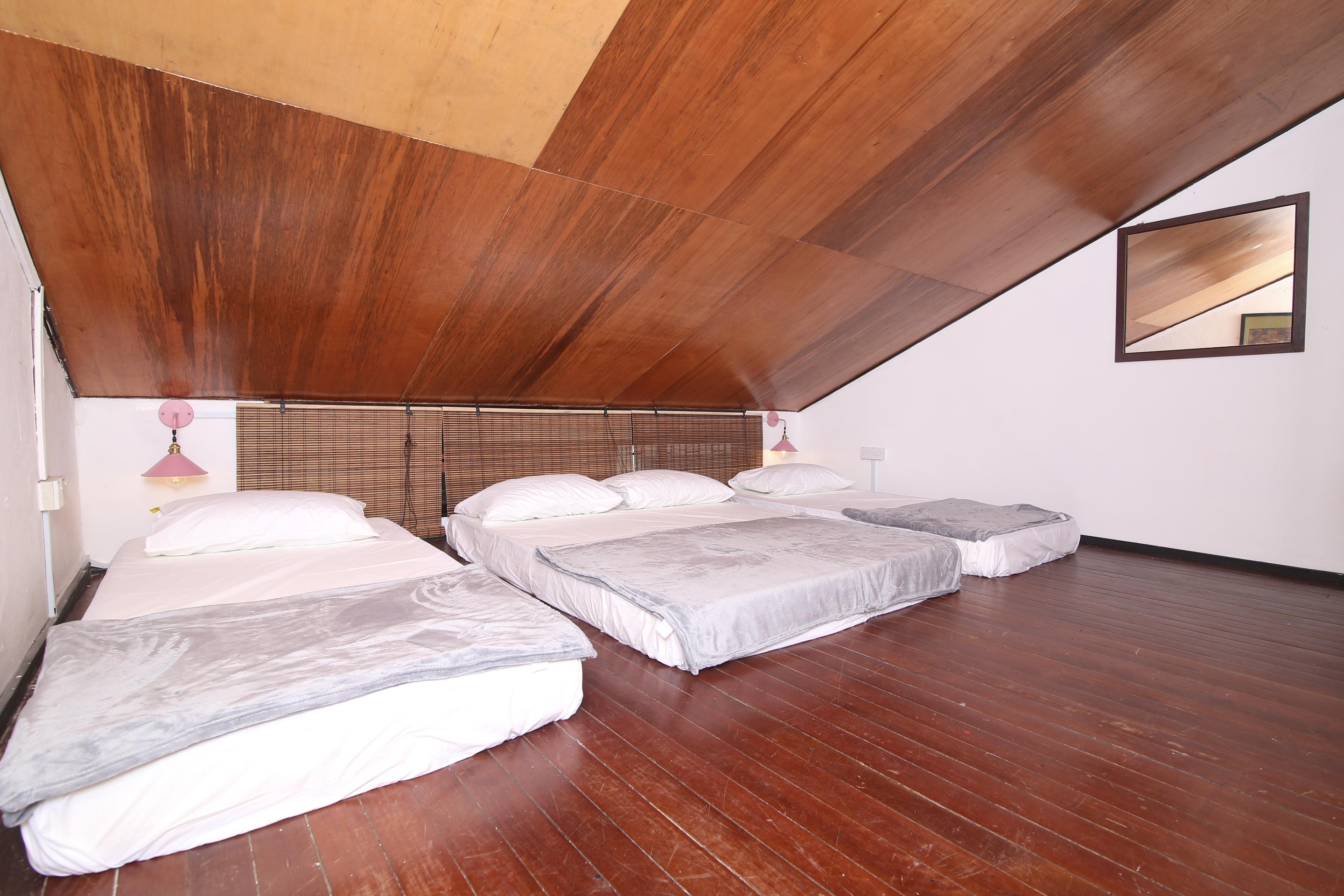 Spot On 90141 Threehouse Bed & Breakfast クチン エクステリア 写真
